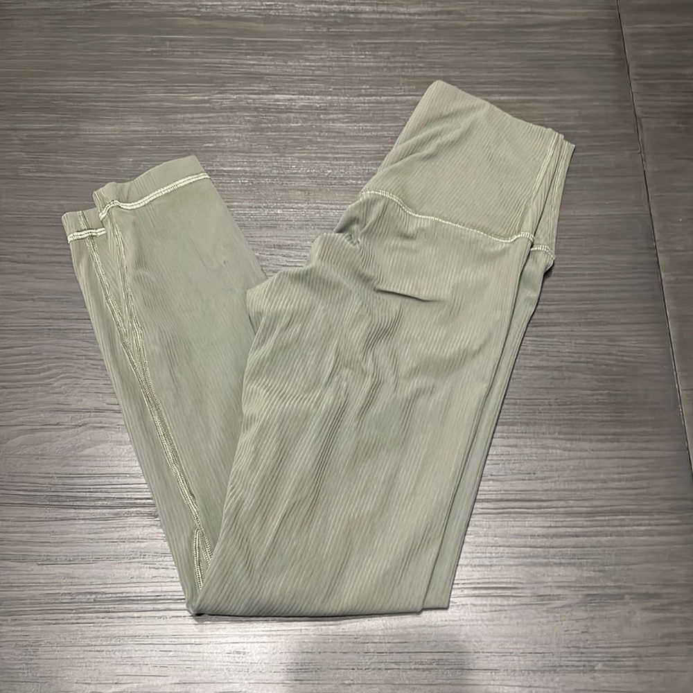 Lululemon aligns